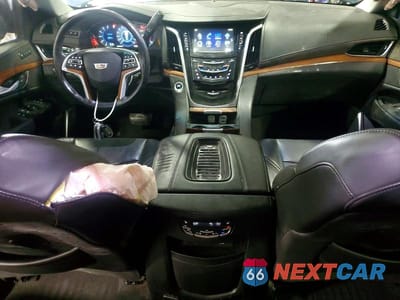 Zdjęcie 8 z 12 samochodu: 2018 CADILLAC ESCALADE PREMIUM LUXURY VIN:1GYS4CKJ8JR188150 - miniatura