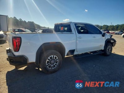 Trzecie zdjęcie samochodu z tyłu: 2023 GMC SIERRA K2500 AT4 VIN:1GT49PEY8PF245702 - miniatura