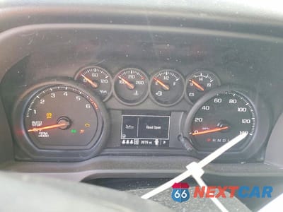 Zdjęcie 9 z 12 samochodu: 2025 CHEVROLET SILVERADO K1500 VIN:1GCUKAED2SZ279513 - miniatura