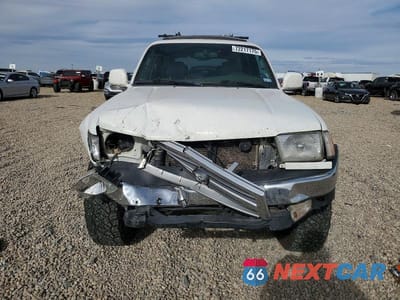 Piąte zdjęcie samochodu w środku: 2000 TOYOTA 4RUNNER SR5 VIN:JT3HN86RXY0312948 - miniatura