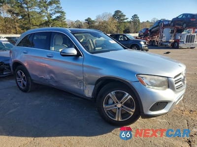 Czwarte zdjęcie samochodu z boku: 2016 MERCEDES-BENZ GLC 300 VIN:WDC0G4JB5GF054463 - miniatura