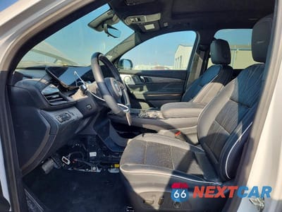 Zdjęcie 7 z 12 samochodu: 2025 BUICK ENCLAVE AVENIR VIN:5GAERCRS4SJ131027 - miniatura
