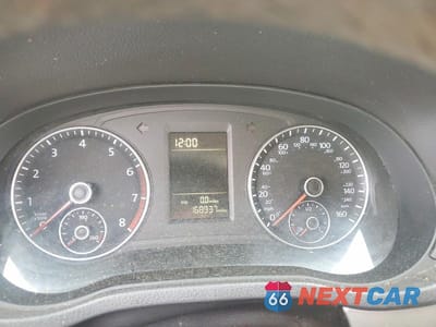 Zdjęcie 9 z 12 samochodu: 2015 VOLKSWAGEN PASSAT S VIN:1VWAT7A33FC087779 - miniatura