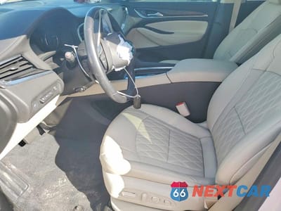 Zdjęcie 7 z 13 samochodu: 2023 BUICK ENCLAVE AVENIR VIN:5GAERDKW3PJ135127 - miniatura