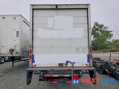 Zdjęcie 6 z 13 samochodu: 2017 ISUZU NRR - BOX TRUCK VIN:JALE5W163H7301117 - miniatura