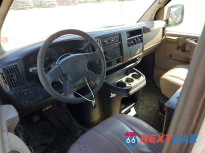 Zdjęcie 8 z 14 samochodu: 2006 CHEVROLET EXPRESS G2500 UTILITY / SERVICE VAN VIN:1GCGG25V961180284 - miniatura