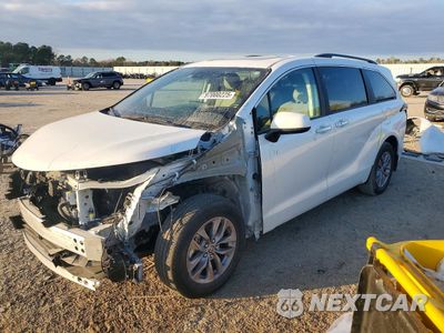 2024 TOYOTA SIENNA XLE 5TDYRKEC5RS214094 - główne zdjęcie licytacji z USA - miniatura