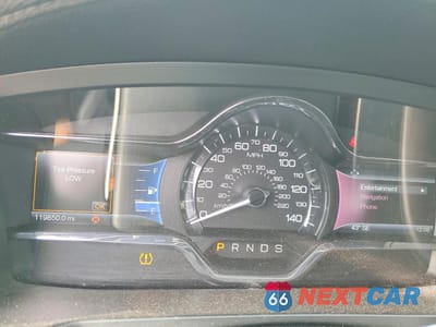 Zdjęcie 9 z 12 samochodu: 2014 LINCOLN MKS VIN:1LNHL9EK9EG600731 - miniatura