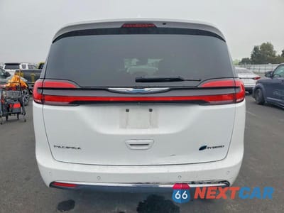 Zdjęcie 6 z 13 samochodu: 2021 CHRYSLER PACIFICA HYBRID TOURING L VIN:2C4RC1L71MR580495 - miniatura
