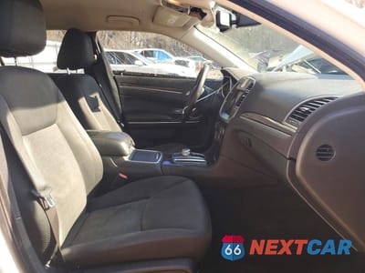 Zdjęcie 7 z 12 samochodu: 2018 CHRYSLER 300 TOURING VIN:2C3CCARGXJH195648 - miniatura