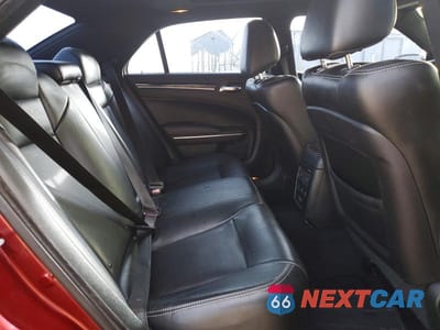 Zdjęcie 10 z 12 samochodu: 2018 CHRYSLER 300 300S VIN:2C3CCABG6JH296180 - miniatura