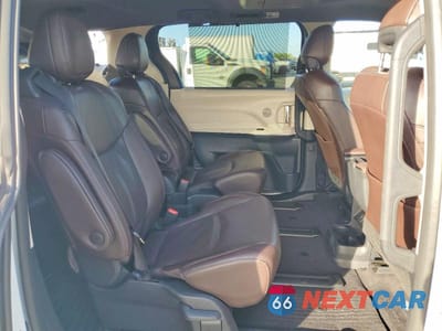Zdjęcie 11 z 14 samochodu: 2022 TOYOTA SIENNA LIMITED VIN:5TDESKFC1NS061875 - miniatura