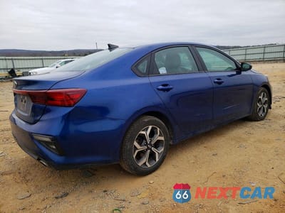 Trzecie zdjęcie samochodu z tyłu: 2021 KIA FORTE EX VIN:3KPF24AD9ME362158 - miniatura