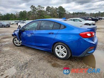Drugie zdjęcie samochodu z przodu: 2018 CHEVROLET CRUZE LT VIN:1G1BE5SM2J7126580 - miniatura