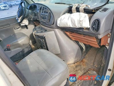 Zdjęcie 8 z 12 samochodu: 1997 FORD ECONOLINE E350 SUPER DUTY VIN:1FBJS31L6VHA81818 - miniatura