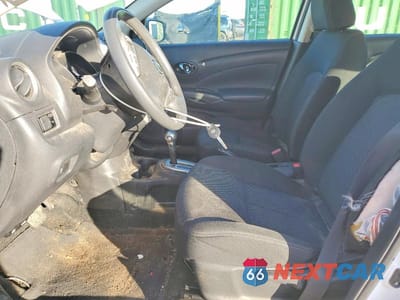 Zdjęcie 7 z 12 samochodu: 2019 NISS VERSA S VIN:3N1CN7AP5KL840481 - miniatura