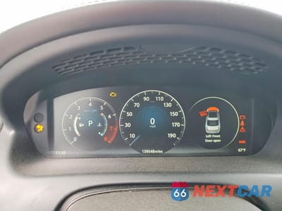 Zdjęcie 9 z 12 samochodu: 2017 JAGUAR XJL PORTFOLIO VIN:SAJWA2G75H8W12117 - miniatura