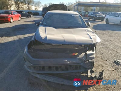 Piąte zdjęcie samochodu w środku: 2021 VOLKSWAGEN JETTA GLI VIN:3VW6T7BU9MM005367 - miniatura