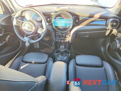 Zdjęcie 8 z 13 samochodu: 2023 MINI COOPER S VIN:WMW53DK0XP2U01133 - miniatura