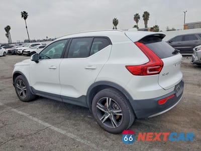 Drugie zdjęcie samochodu z przodu: 2025 VOLVO XC40 CORE VIN:YV4L12UJ5S2477083 - miniatura