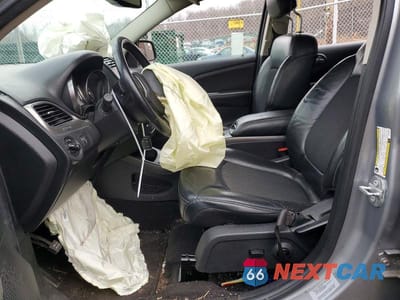 Zdjęcie 7 z 12 samochodu: 2017 DODGE JOURNEY CROSSROAD VIN:3C4PDCGB2HT579261 - miniatura