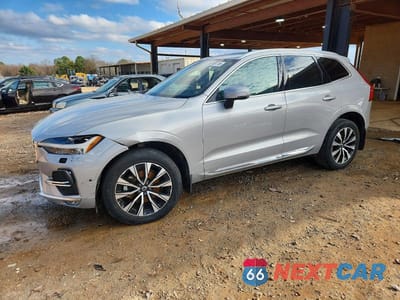 2023 VOLVO XC60 PLUS YV4L12DN3P1319549 - główne zdjęcie licytacji z USA - miniatura