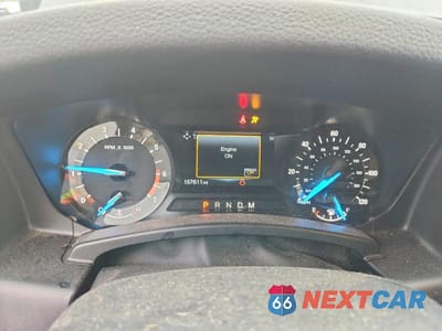 Zdjęcie 9 z 13 samochodu: 2016 FORD EXPEDITION XLT VIN:1FMJU1JT4GEF27989 - miniatura