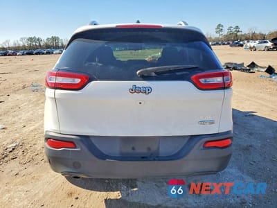 Zdjęcie 6 z 13 samochodu: 2017 JEEP CHEROKEE VIN:1C4PJLCB0HW526650 - miniatura