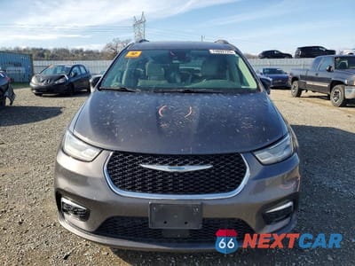 Piąte zdjęcie samochodu w środku: 2021 CHRYSLER PACIFICA HYBRID TOURING L VIN:2C4RC1L78MR586035 - miniatura