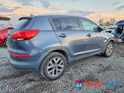 Trzecie zdjęcie samochodu z tyłu: 2015 KIA SPORTAGE LX VIN:KNDPB3AC2F7731841 - miniatura