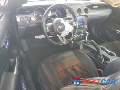 Zdjęcie 8 z 11 samochodu: 2021 FORD MUSTANG VIN:1FA6P8TH8M5107866 - miniatura