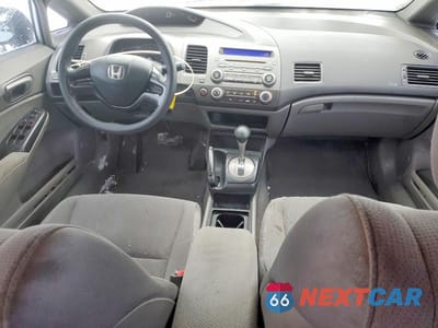 Zdjęcie 8 z 12 samochodu: 2006 HONDA CIVIC DX VP VIN:2HGFA16326H012767 - miniatura