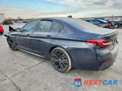 Drugie zdjęcie samochodu z przodu: 2022 BMW M550XI VIN:WBA13BK05NCJ42318 - miniatura