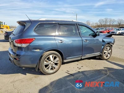 Trzecie zdjęcie samochodu z tyłu: 2016 NISS PATHFINDER PLATINUM VIN:5N1AR2MM5GC630572 - miniatura