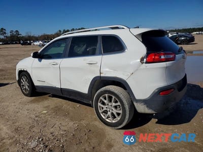 Drugie zdjęcie samochodu z przodu: 2017 JEEP CHEROKEE VIN:1C4PJLCB0HW526650 - miniatura