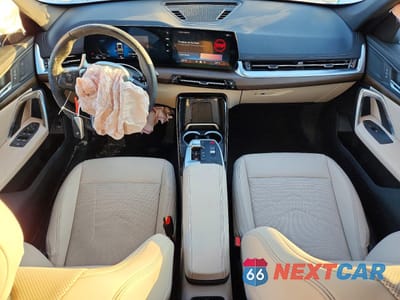 Zdjęcie 8 z 14 samochodu: 2025 BMW X1 XDRIVE28I VIN:WBX73EF02S5125164 - miniatura