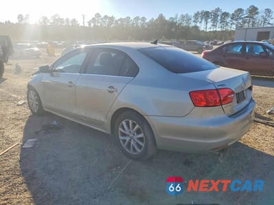 Drugie zdjęcie samochodu z przodu: 2013 VOLKSWAGEN JETTA SE VIN:3VWDP7AJ1DM216856 - miniatura