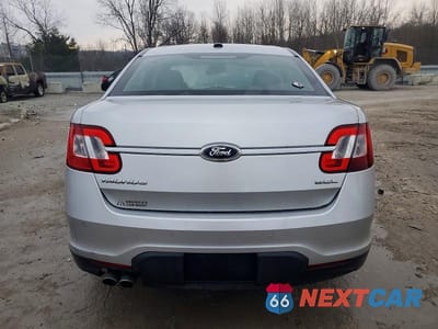 Zdjęcie 6 z 12 samochodu: 2012 FORD TAURUS SEL VIN:1FAHP2EW9CG142436 - miniatura