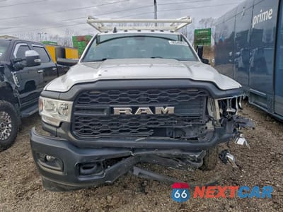 Piąte zdjęcie samochodu w środku: 2021 RAM 3500 UTILITY / SERVICE TRUCK VIN:3C7WRTCJ9MG593531 - miniatura