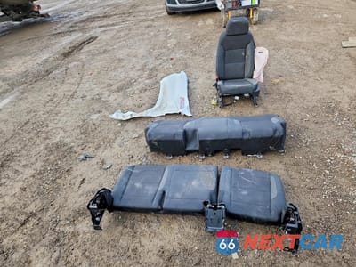 Zdjęcie 13 z 14 samochodu: 2025 CHEVROLET SILVERADO K2500 HEAVY DUTY LT VIN:1GC4KNEY4SF253216 - miniatura