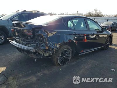 Trzecie zdjęcie samochodu z tyłu: 2026 TOYOTA CAMRY VIN:4T1DAACK5TU246830 - miniatura