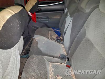 Zdjęcie 10 z 14 samochodu: 2008 TOYOTA TACOMA DOUBLE CAB PRERUNNER VIN:3TMJU62N88M058421 - miniatura