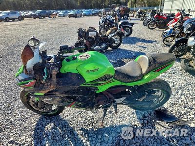 Trzecie zdjęcie samochodu z tyłu: 2023 KAWASAKI EX650 P VIN:ML5EXEP18PDA96439 - miniatura
