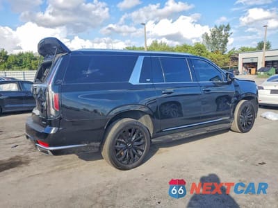 Trzecie zdjęcie samochodu z tyłu: 2022 CADILLAC ESCALADE ESV PREMIUM LUXURY VIN:1GYS3KKL0NR319222 - miniatura