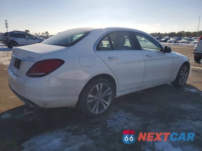 Trzecie zdjęcie samochodu z tyłu: 2021 MERCEDES-BENZ C 300 4MATIC VIN:W1KWF8EB9MR629605 - miniatura