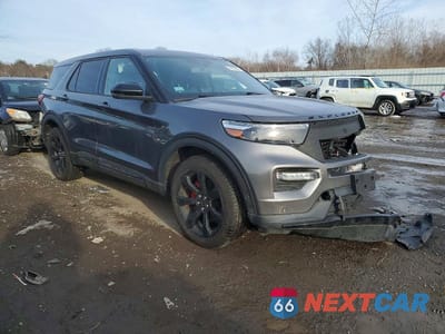 Czwarte zdjęcie samochodu z boku: 2021 FORD EXPLORER ST VIN:1FM5K8GC8MGA44545 - miniatura