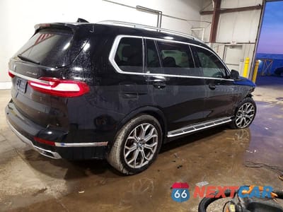 Trzecie zdjęcie samochodu z tyłu: 2020 BMW X7 XDRIVE40I VIN:5UXCW2C05L9B52103 - miniatura
