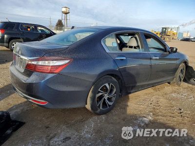 Trzecie zdjęcie samochodu z tyłu: 2017 HONDA ACCORD LX VIN:1HGCR2F38HA085922 - miniatura