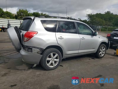 Trzecie zdjęcie samochodu z tyłu: 2008 TOYOTA RAV4 LIMITED VIN:JTMZK31V886010815 - miniatura