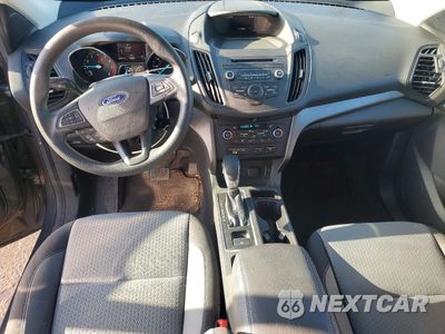 Zdjęcie 8 z 14 samochodu: 2018 FORD ESCAPE SE VIN:1FMCU0GD6JUB61758 - miniatura